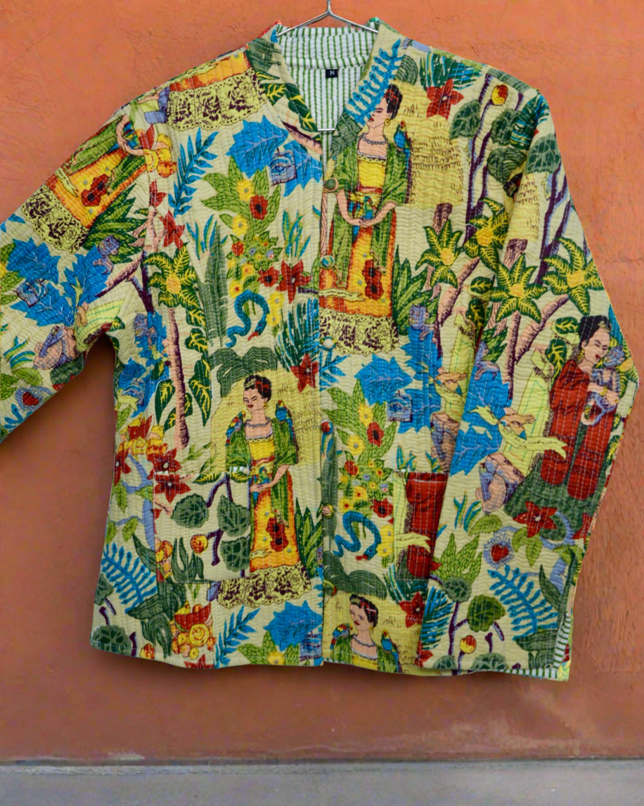 La Musa – Chaqueta acolchada de algodón para mujer | Estampado selvático inspirado en Frida Kahlo | Colección Earthshells de Kapas