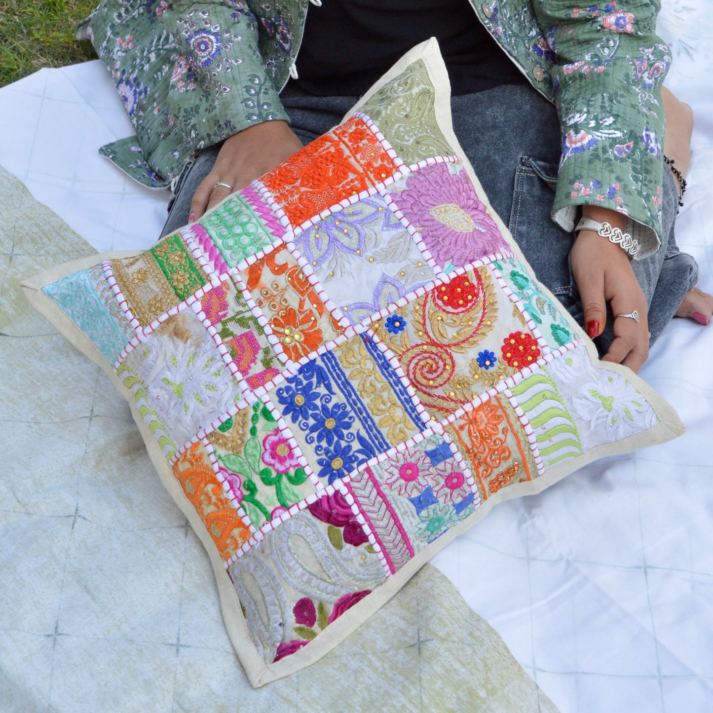 Funda de cojín de patchwork: un detalle único hecho a mano