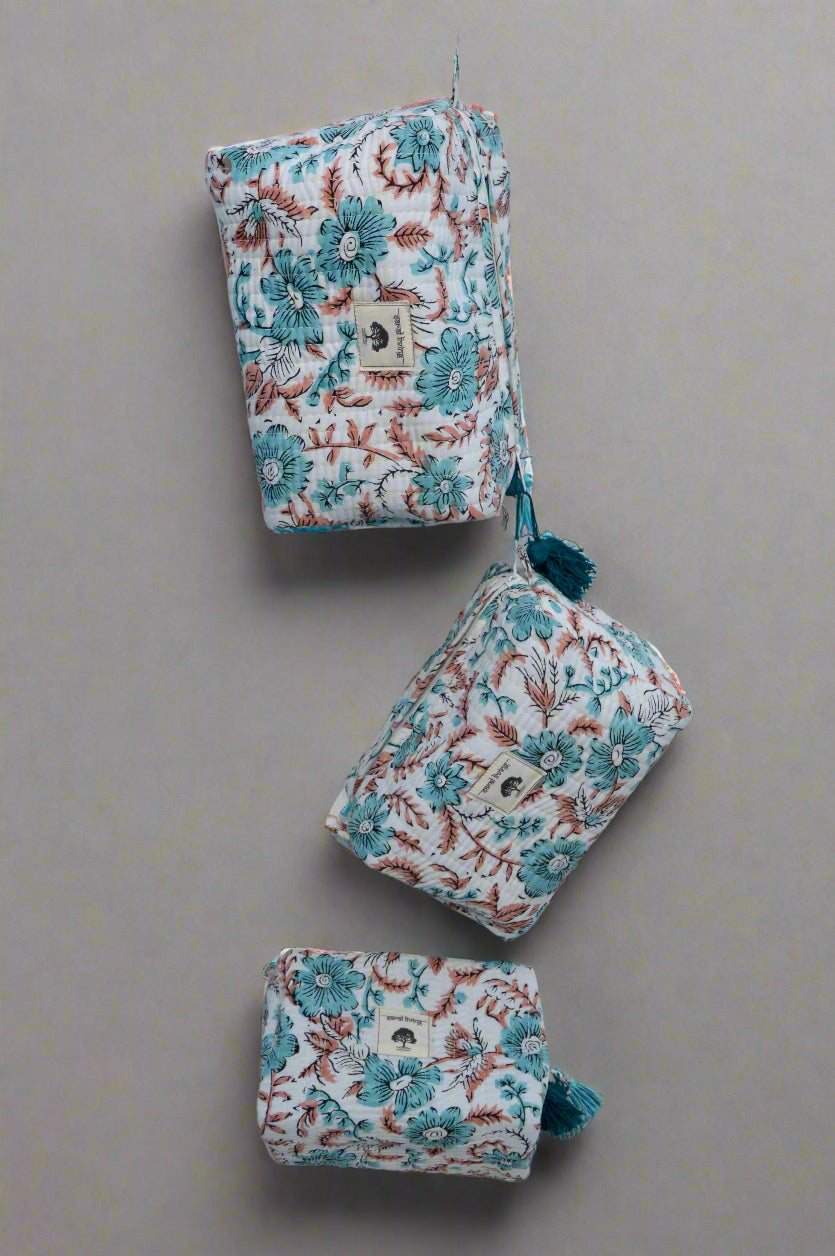 Dusky Bloom | Bolsa de algodón | Imprescindible de viaje con estampado a mano