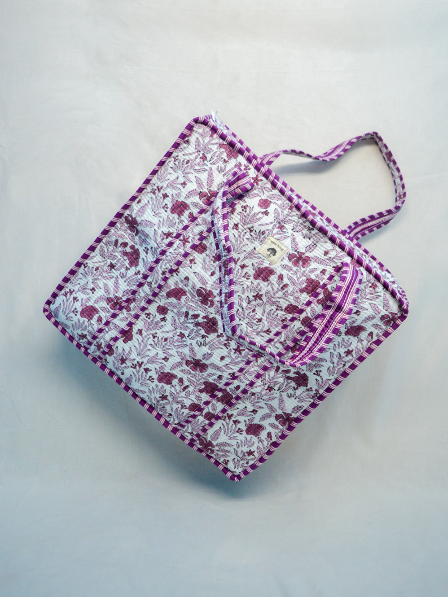 Burgundy Reverie | Bolsa de algodón | Bolso de mano de algodón estampado a mano