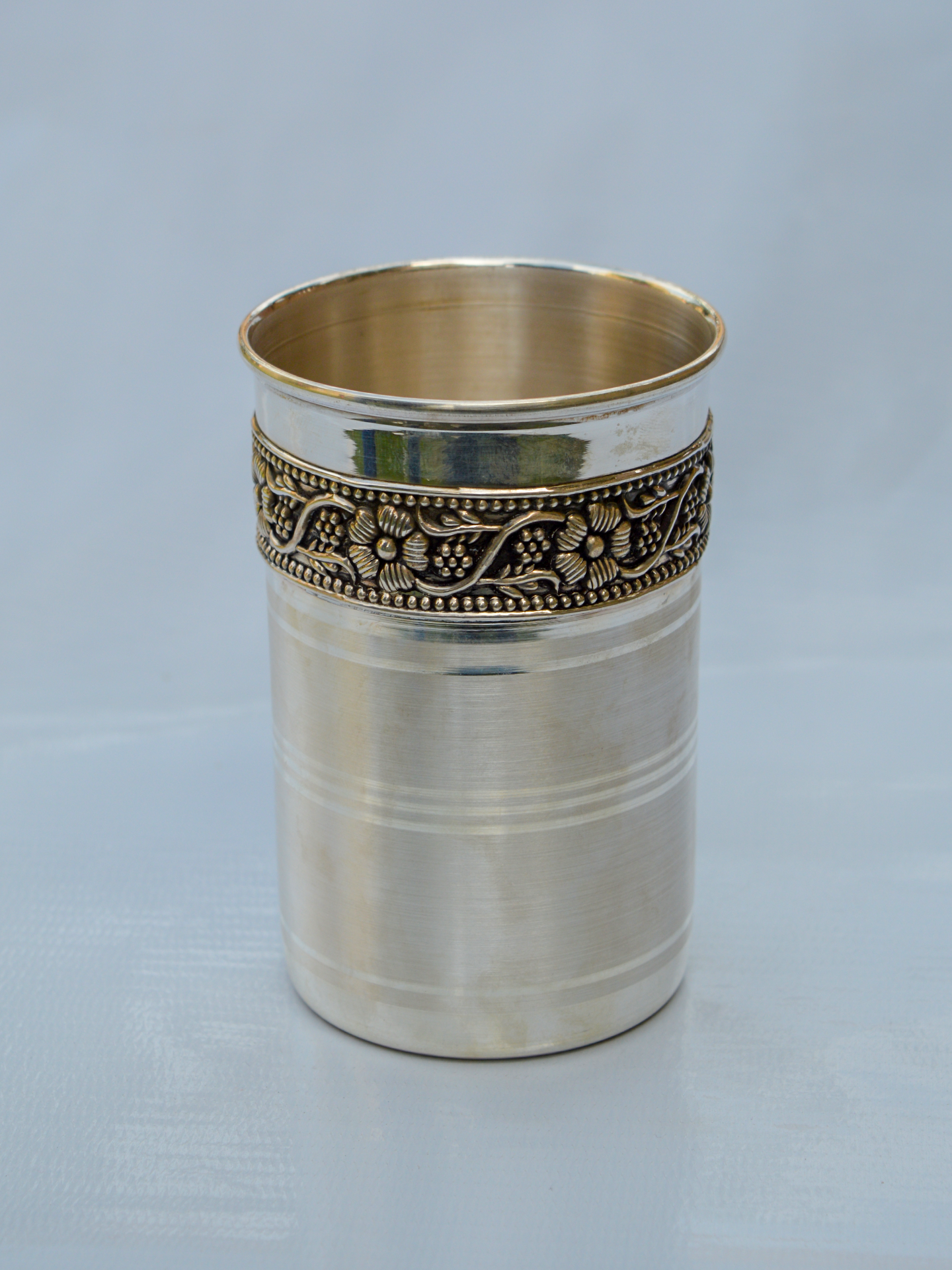 Royal Crest | Cristal de plata pura al 99,9 % | Un toque de tradición