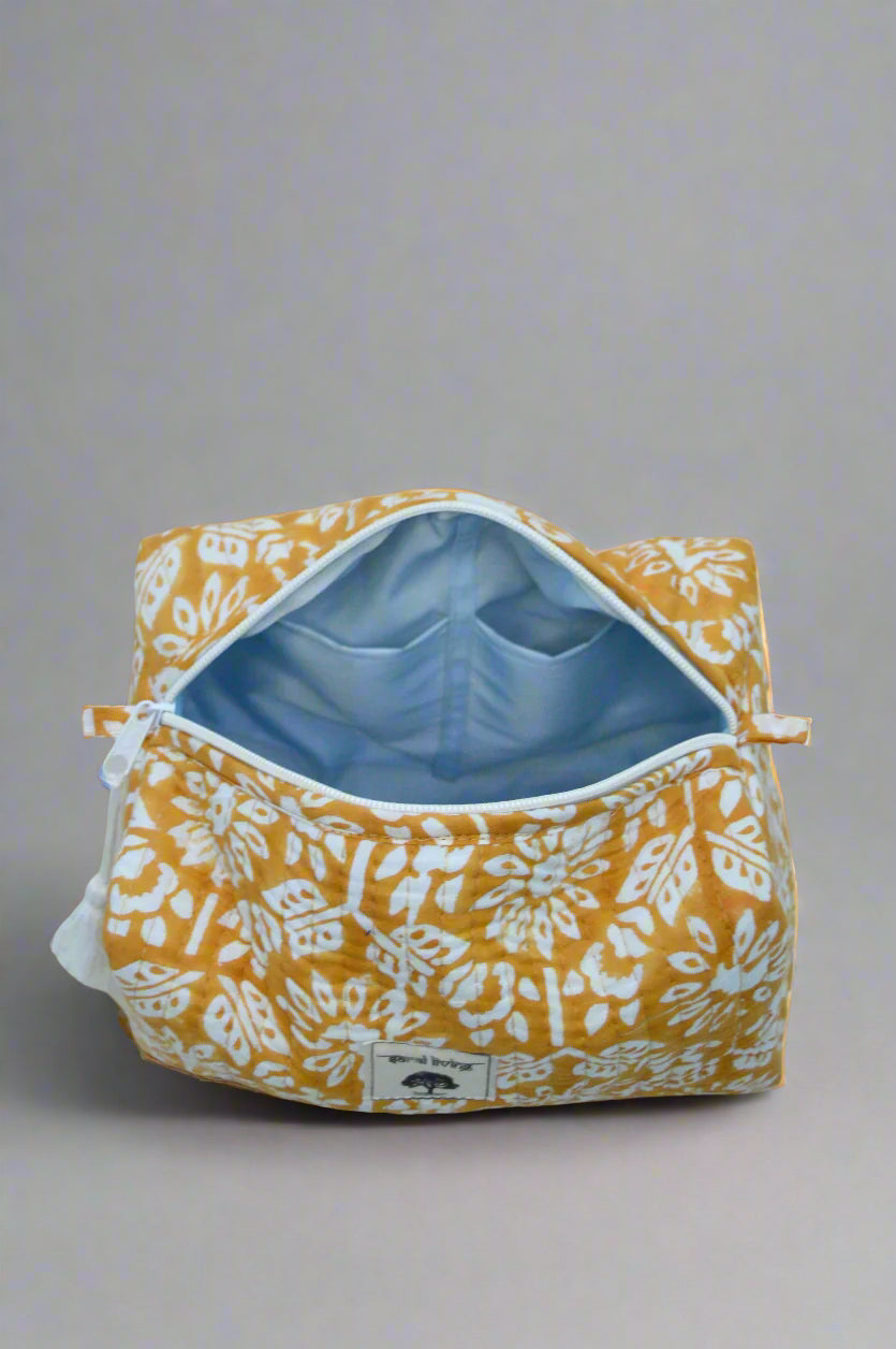 Ocre besado por el sol | Bolsa de algodón | Imprescindible de viaje estampado a mano