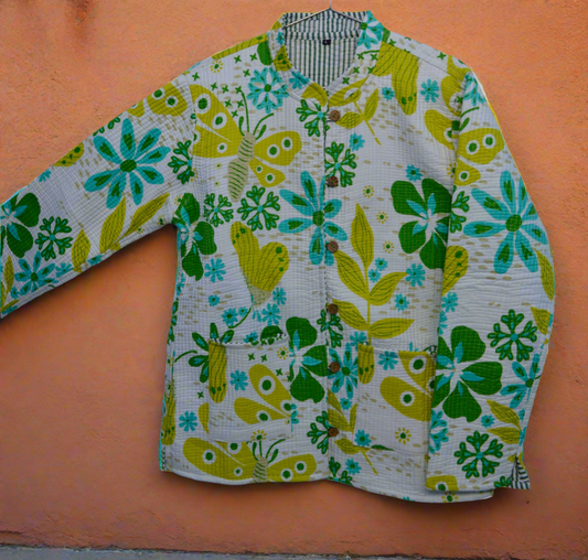 The Spark – Chaqueta acolchada de algodón para mujer | Estampado divertido de pradera en lima y aguamarina | Colección Earthshells de Kapas