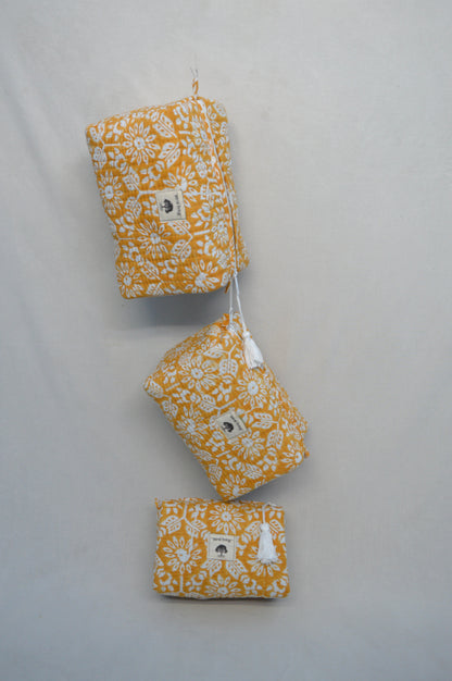 Ocre besado por el sol | Bolsa de algodón | Imprescindible de viaje estampado a mano