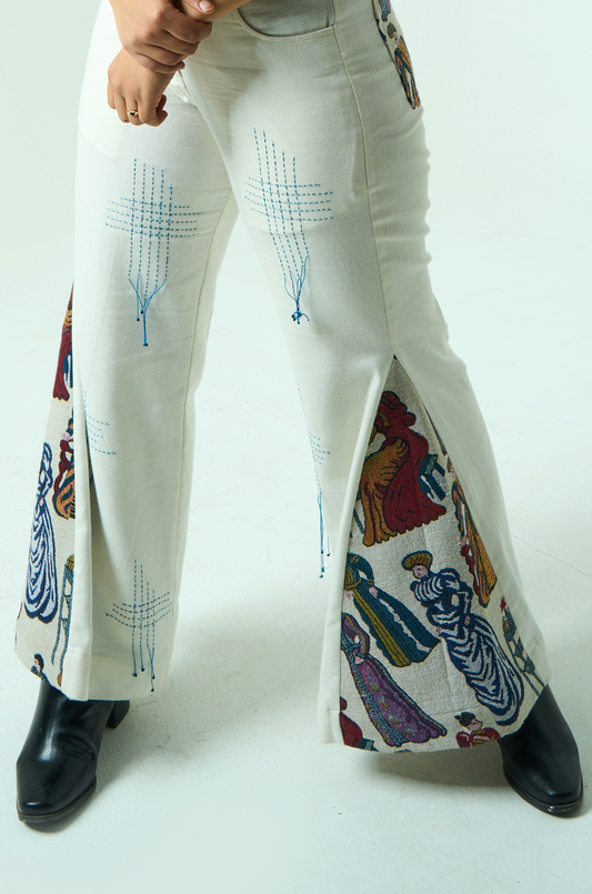 Canvas Reborn Flared Denim Pants